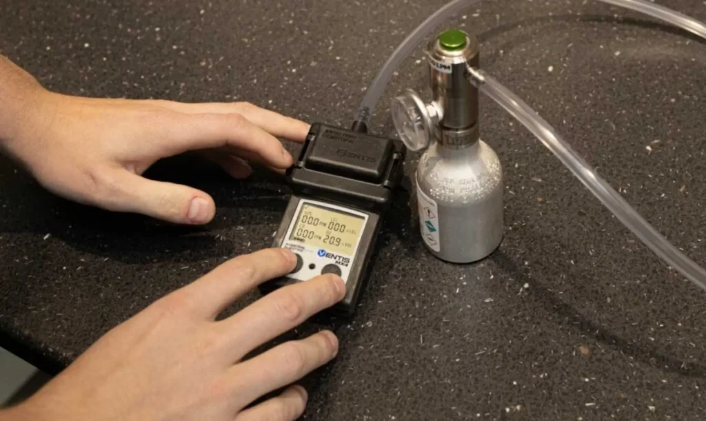 Choosing the Right Natural Gas Detector: A Comprehensive Buyer’s Guide